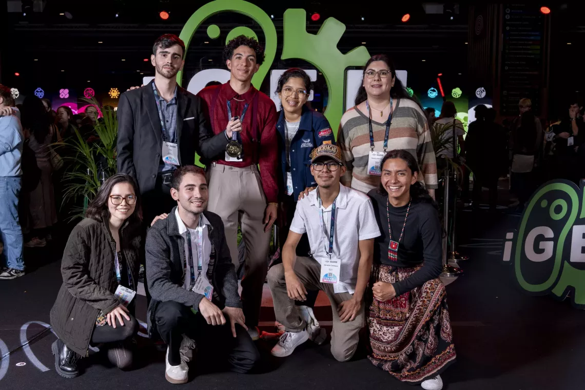 Alebricks team posing for a photo