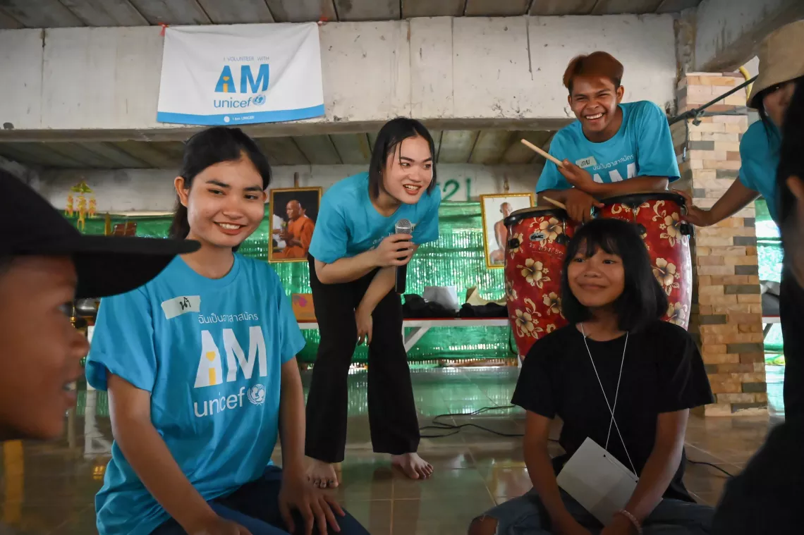 A group of UNICEF volunteers and young people they are working with in Surin.